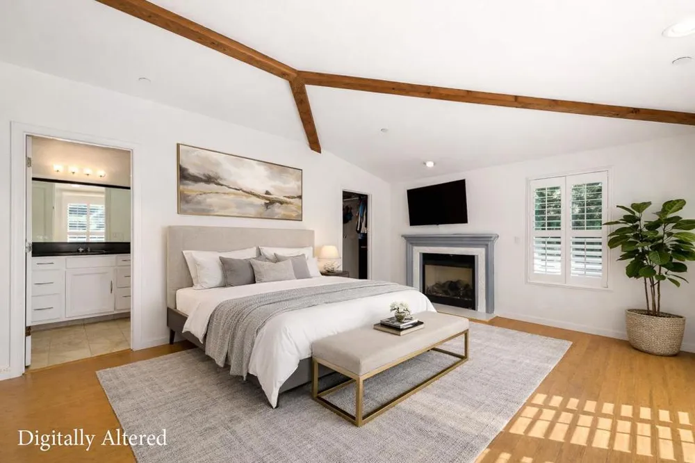 245 Calle De Los Agrinemsors Carmel Valley, CA 93924