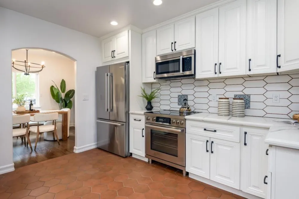 926 Iris Street Redwood City, CA 94061