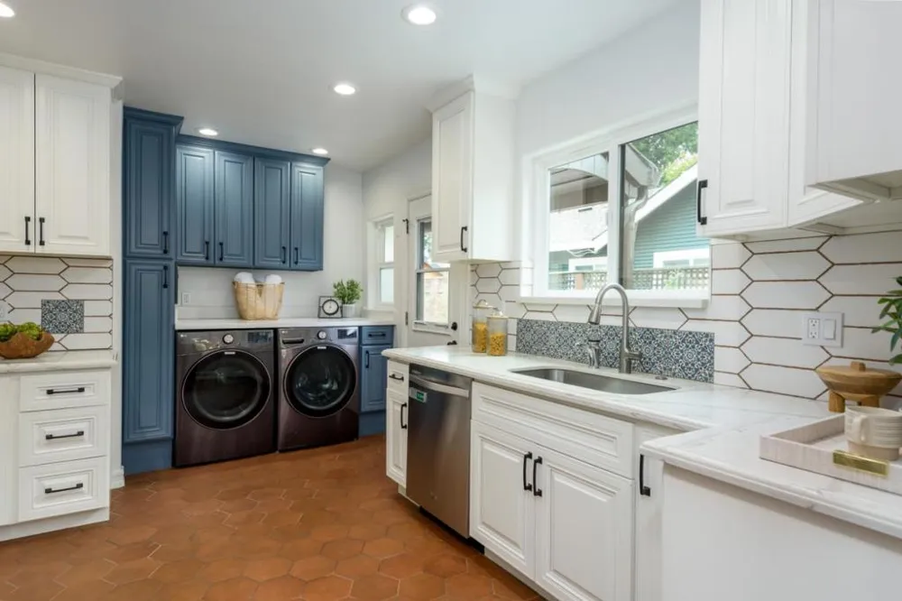 926 Iris Street Redwood City, CA 94061