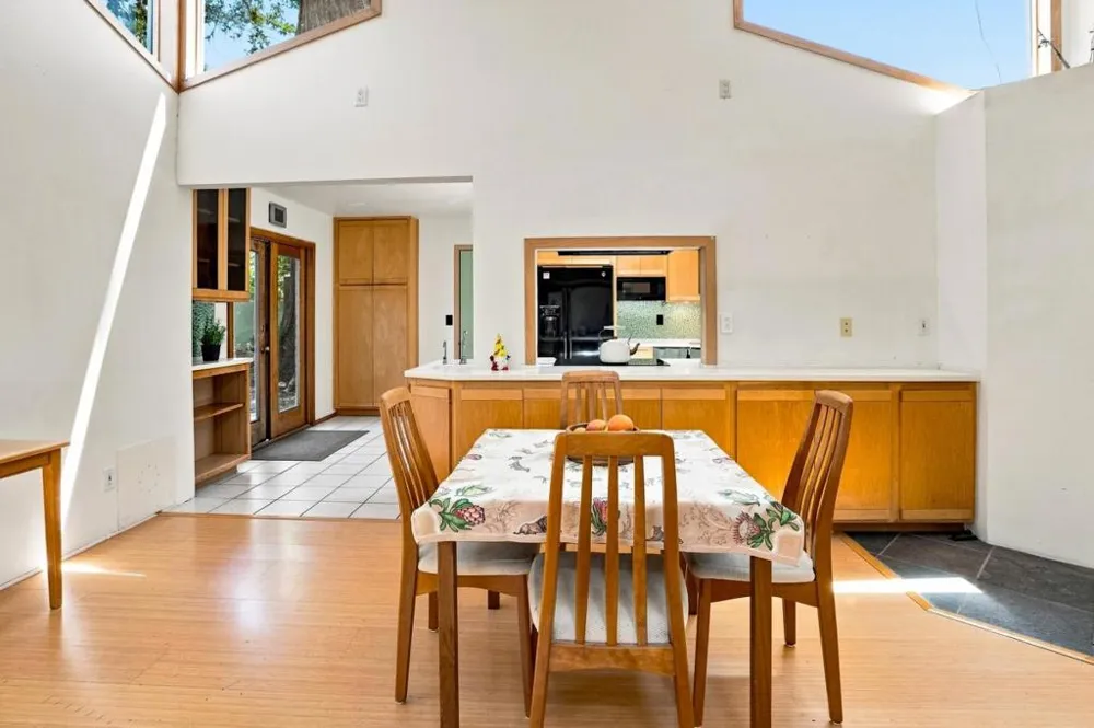 245 El Cajon Way Los Gatos, CA 95032