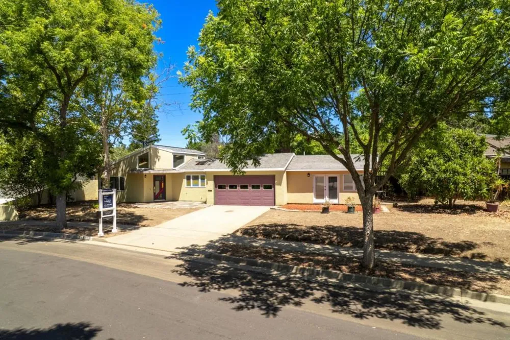 245 El Cajon Way Los Gatos, CA 95032