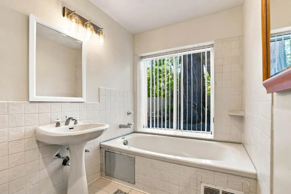 245 El Cajon Way Los Gatos, CA 95032