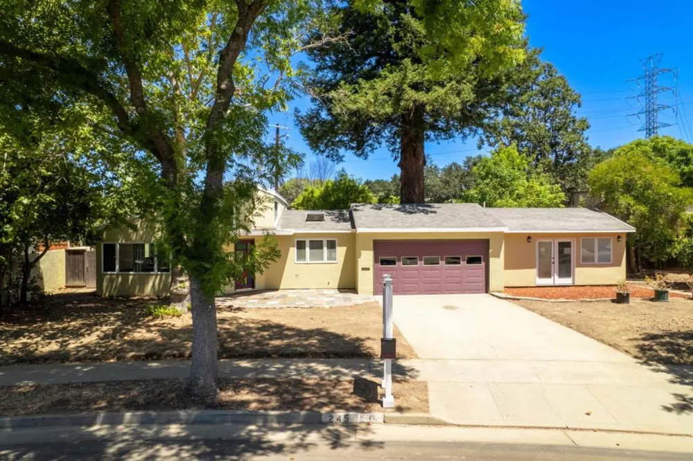 245 El Cajon Way Los Gatos, CA 95032