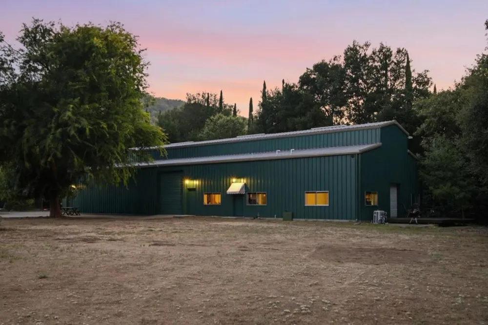 12401 Merriman Lane Gilroy, CA 95020