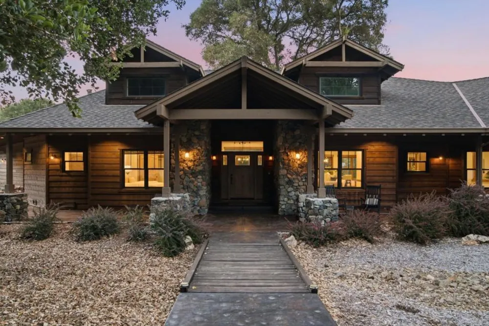 12401 Merriman Lane Gilroy, CA 95020