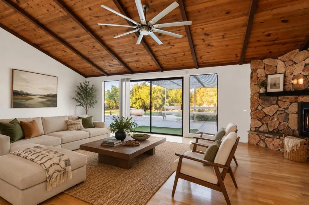 433 Briggs Road Hollister, CA 95023