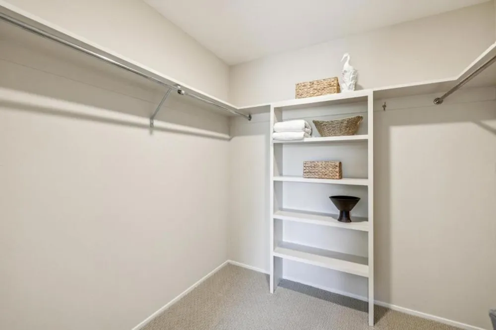 1915 Mount Vernon Court #14 Mountain View, CA 94040