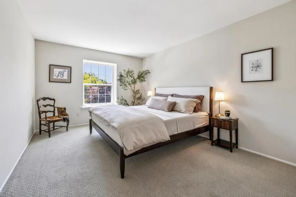 1915 Mount Vernon Court #14 Mountain View, CA 94040