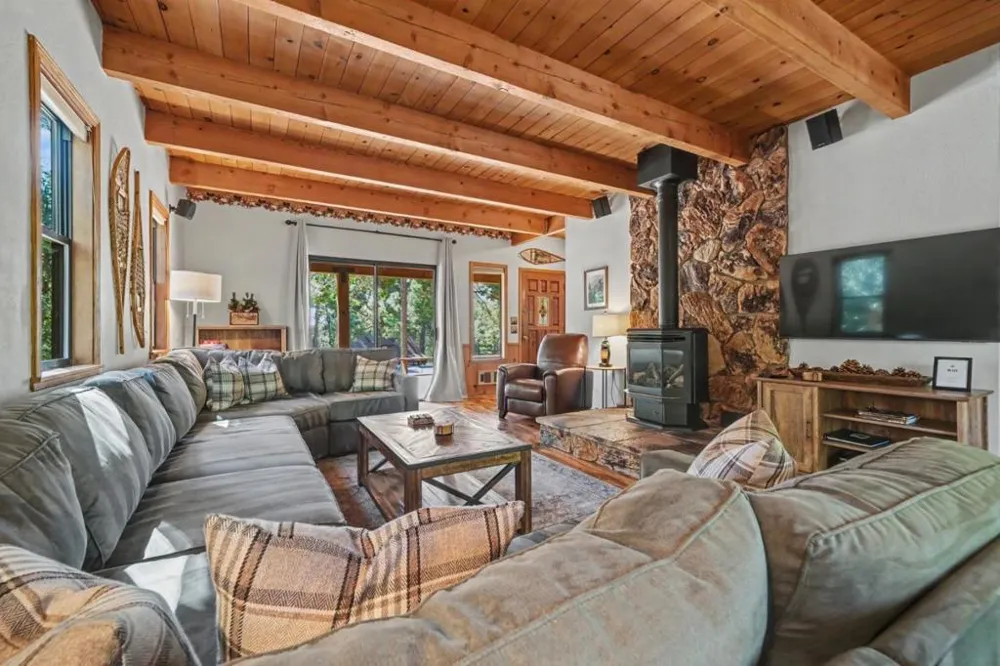 2350 Chaparral Drive Arnold, CA 95223
