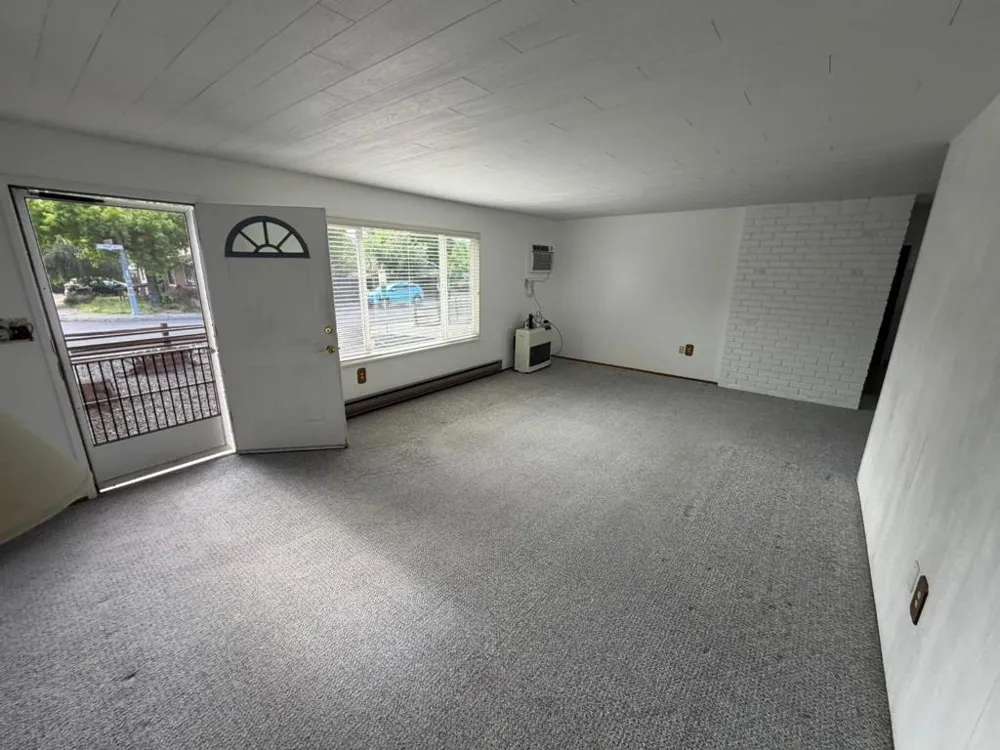 1625 Palm Drive Lakeport, CA 95453