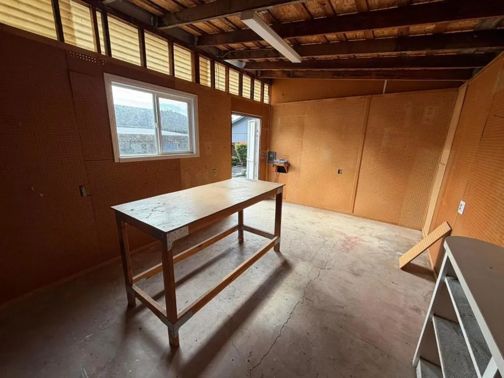 1625 Palm Drive Lakeport, CA 95453