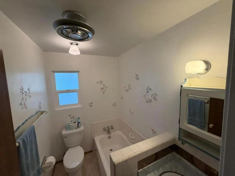 1625 Palm Drive Lakeport, CA 95453