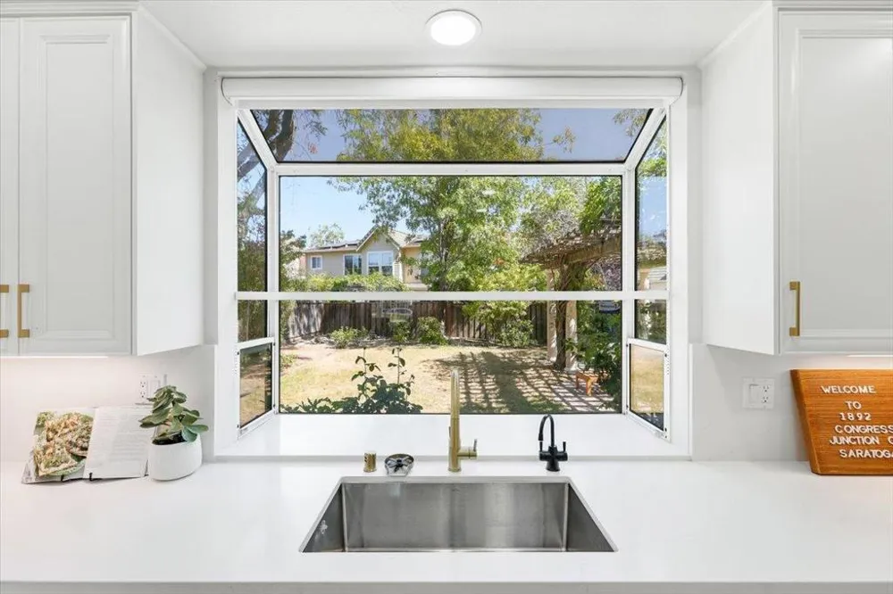 18922 Congress Junction Court Saratoga, CA 95070