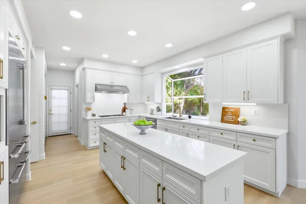 18922 Congress Junction Court Saratoga, CA 95070