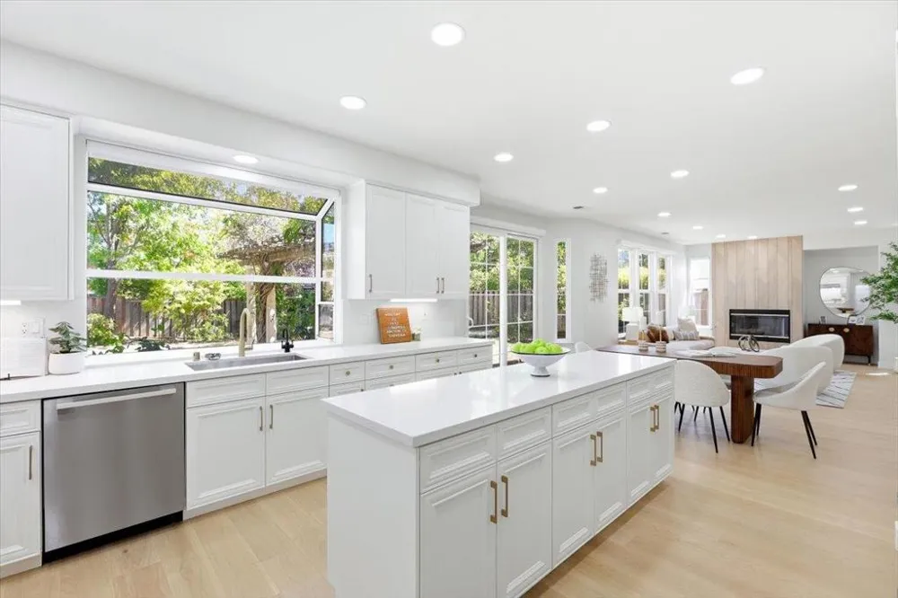 18922 Congress Junction Court Saratoga, CA 95070
