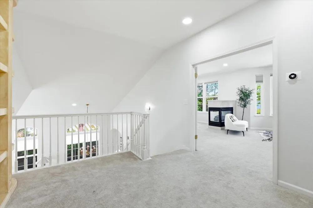 18922 Congress Junction Court Saratoga, CA 95070