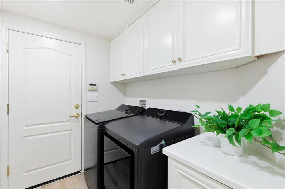 18922 Congress Junction Court Saratoga, CA 95070