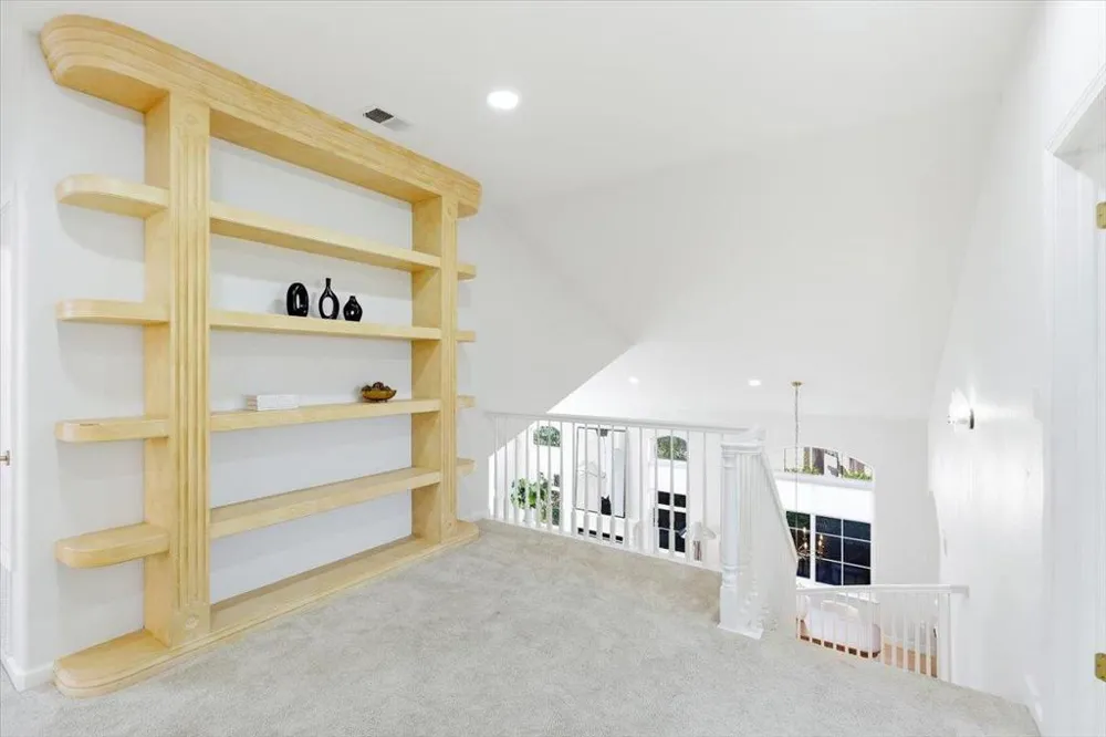 18922 Congress Junction Court Saratoga, CA 95070