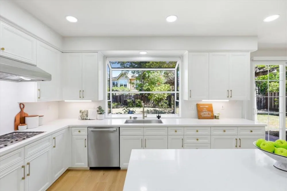 18922 Congress Junction Court Saratoga, CA 95070
