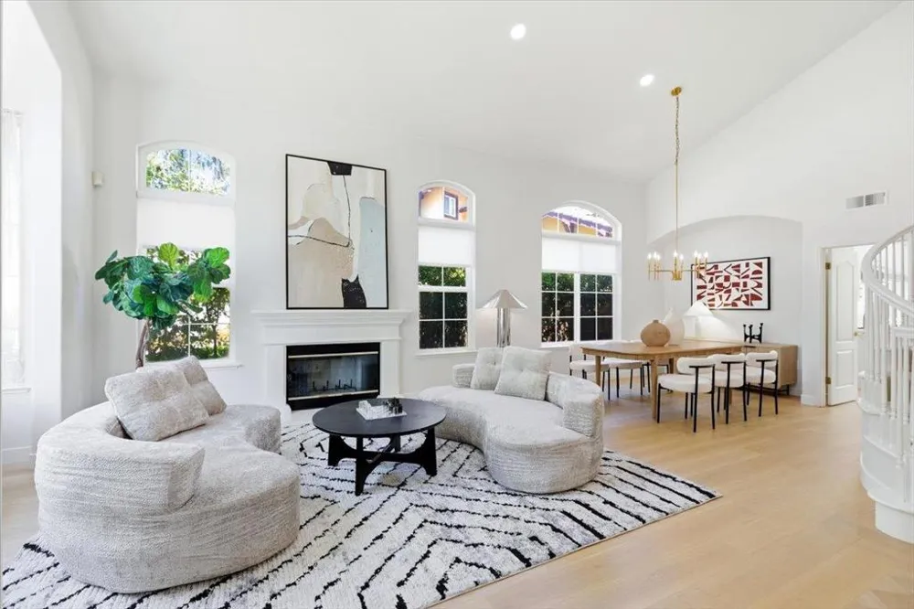 18922 Congress Junction Court Saratoga, CA 95070