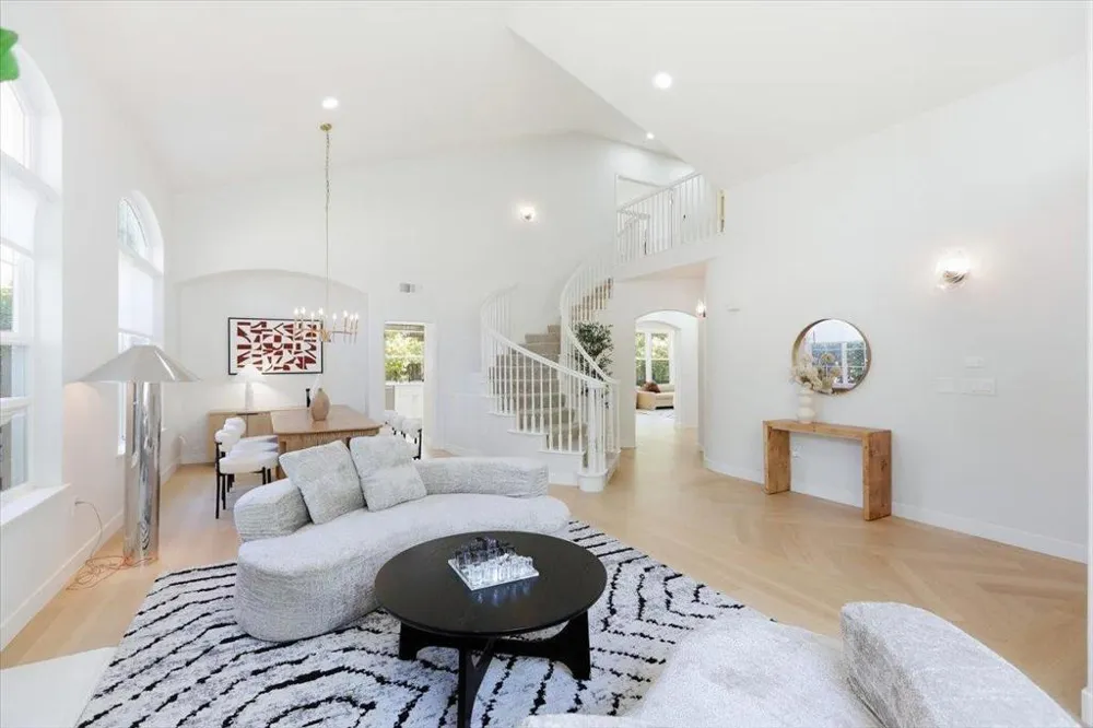 18922 Congress Junction Court Saratoga, CA 95070