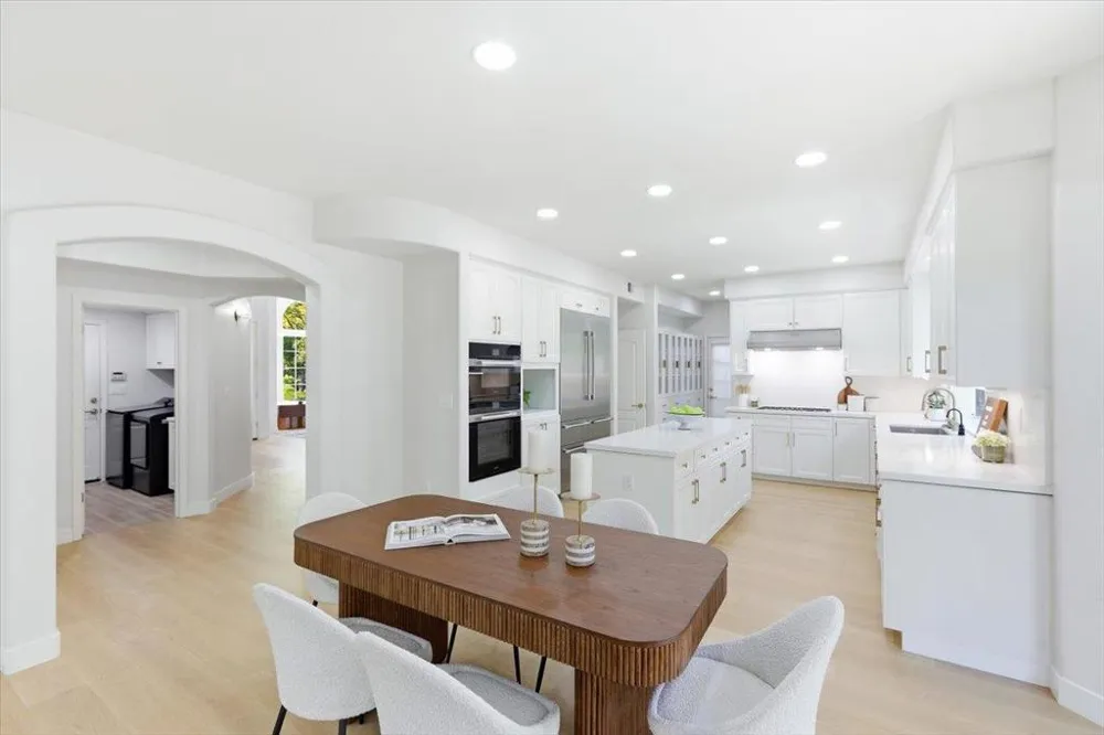 18922 Congress Junction Court Saratoga, CA 95070