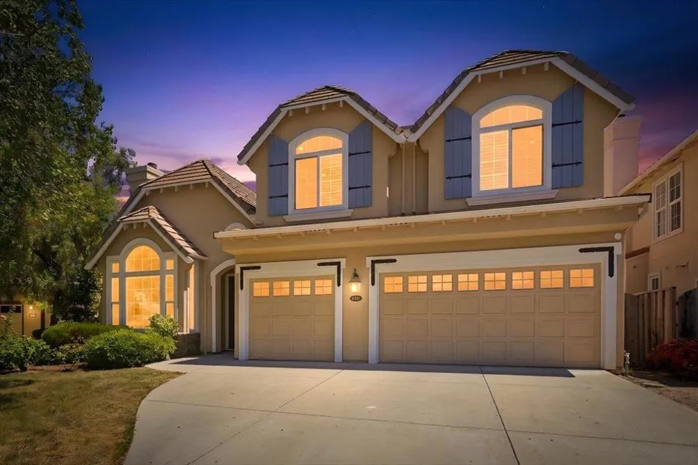 18922 Congress Junction Court Saratoga, CA 95070