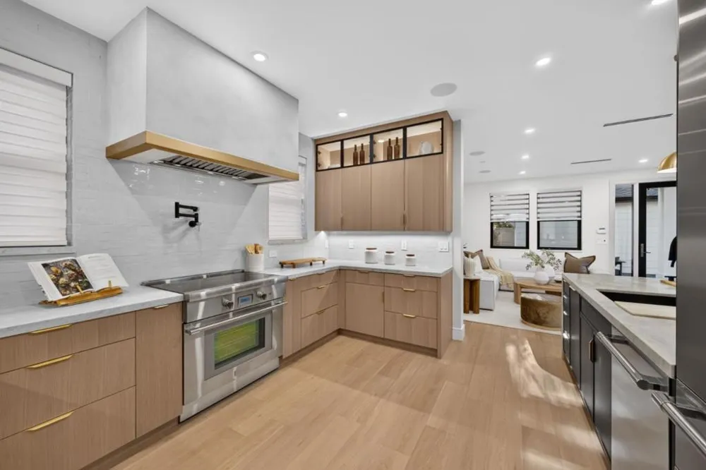 407 University Avenue Los Gatos, CA 95032