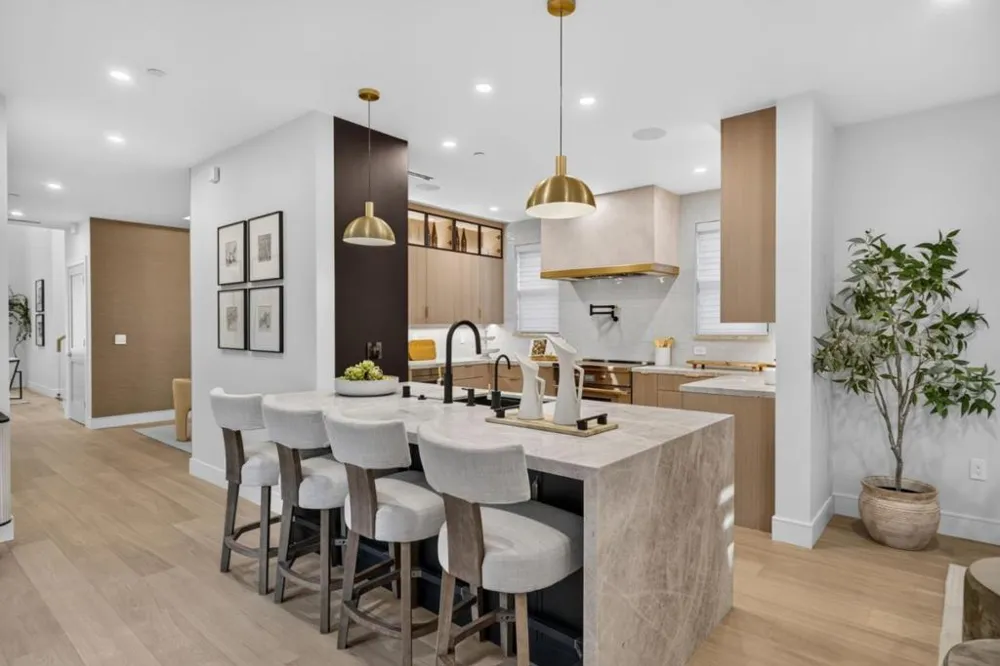 407 University Avenue Los Gatos, CA 95032