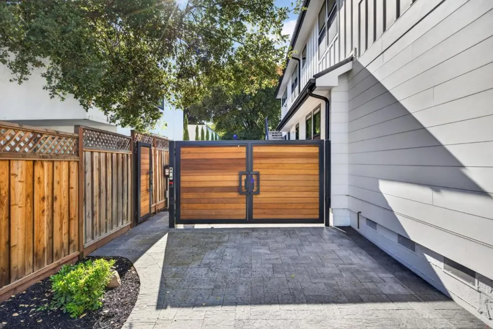 407 University Avenue Los Gatos, CA 95032