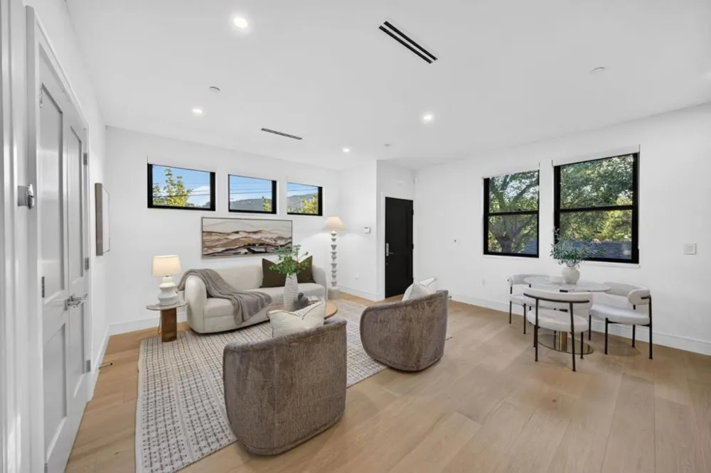 407 University Avenue Los Gatos, CA 95032
