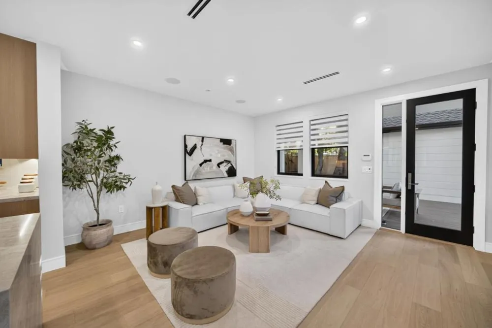 407 University Avenue Los Gatos, CA 95032