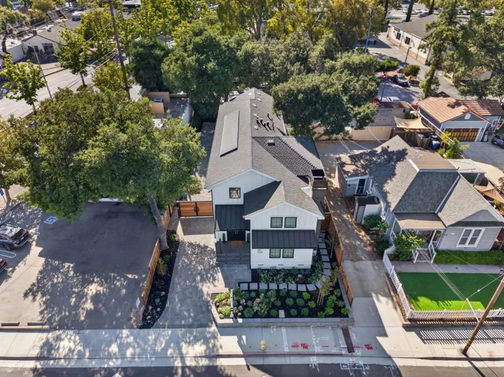 407 University Avenue Los Gatos, CA 95032