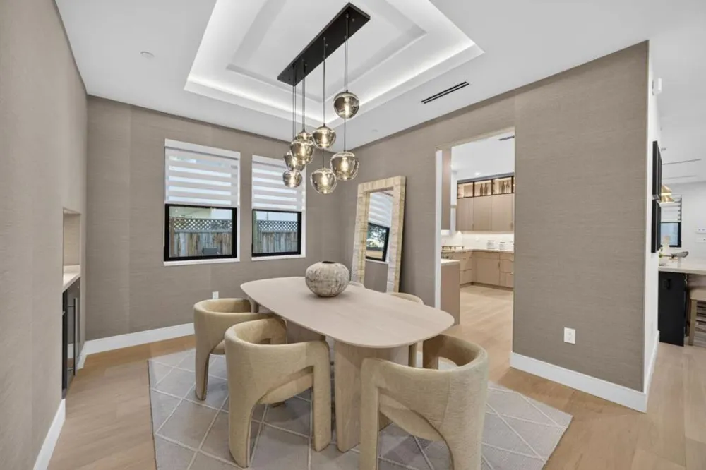 407 University Avenue Los Gatos, CA 95032