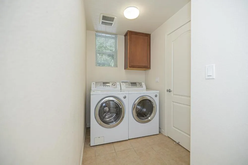 2492 Autumnvale Drive San Jose, CA 95131