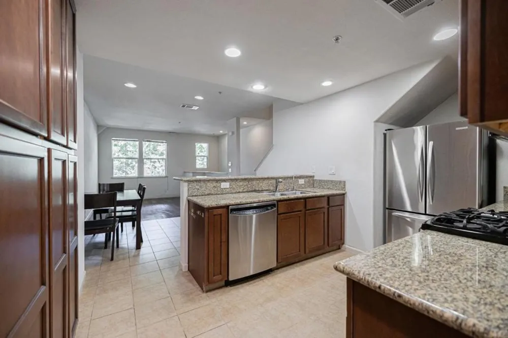 2492 Autumnvale Drive San Jose, CA 95131