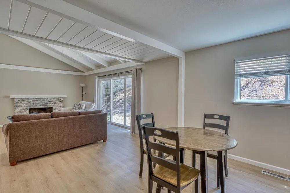 1095 Pacific Street Monterey, CA 93940