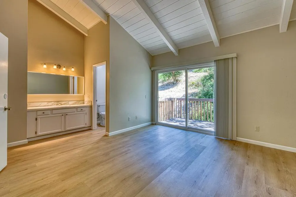 1095 Pacific Street Monterey, CA 93940