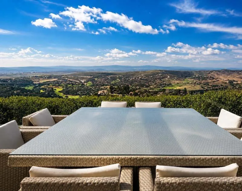 11251 Saddle Road Monterey, CA 93940