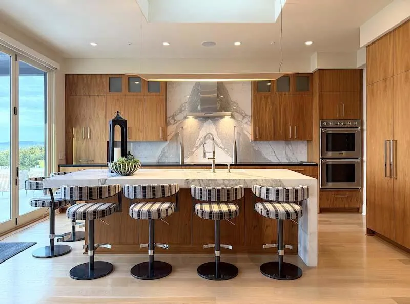 11251 Saddle Road Monterey, CA 93940