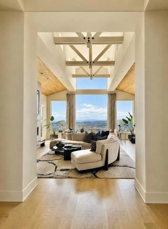 11251 Saddle Road Monterey, CA 93940