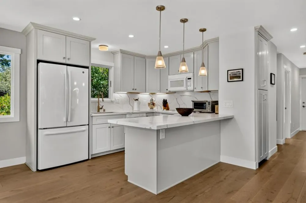 Santa Rita 4 NE of 6th Avenue Carmel, CA 93921