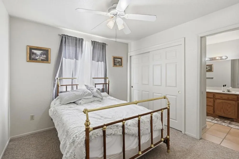 725 Everest Street Los Banos, CA 93635