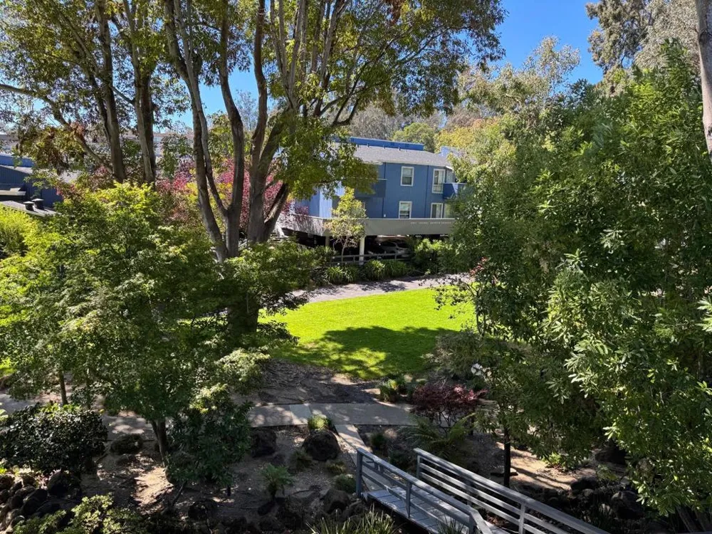 133 Piccadilly Place #H San Bruno, CA 94066