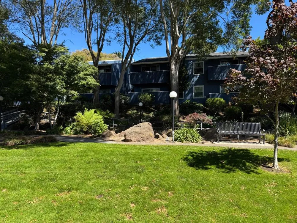 133 Piccadilly Place #H San Bruno, CA 94066