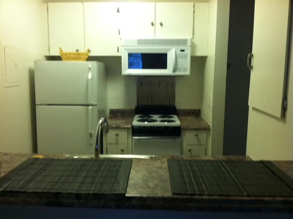 133 Piccadilly Place #H San Bruno, CA 94066