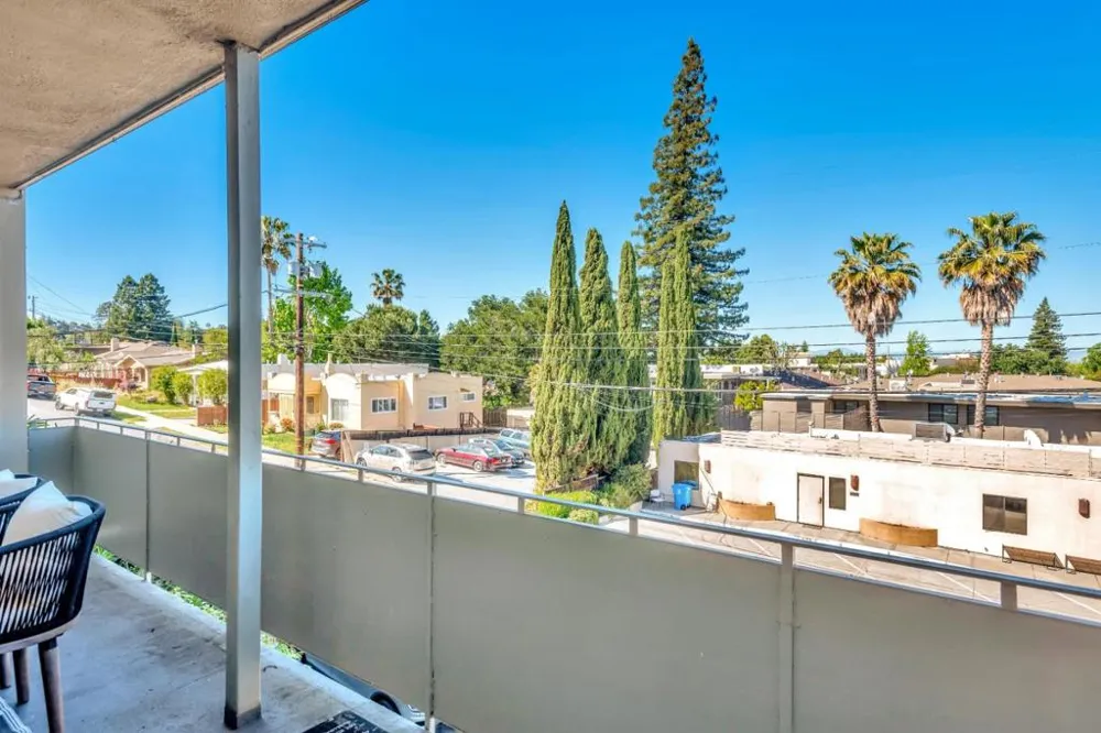 1700 San Carlos Avenue #206 San Carlos, CA 94070