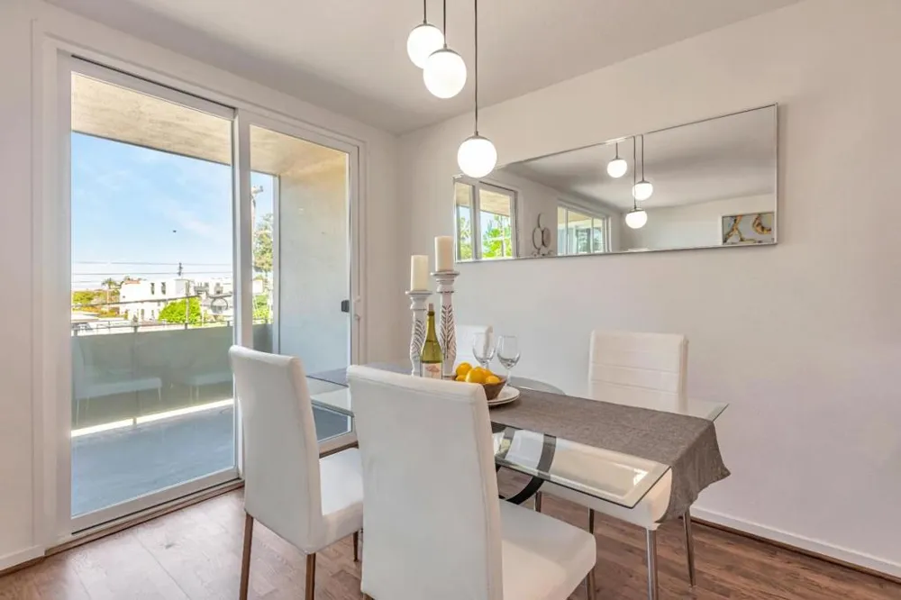 1700 San Carlos Avenue #206 San Carlos, CA 94070