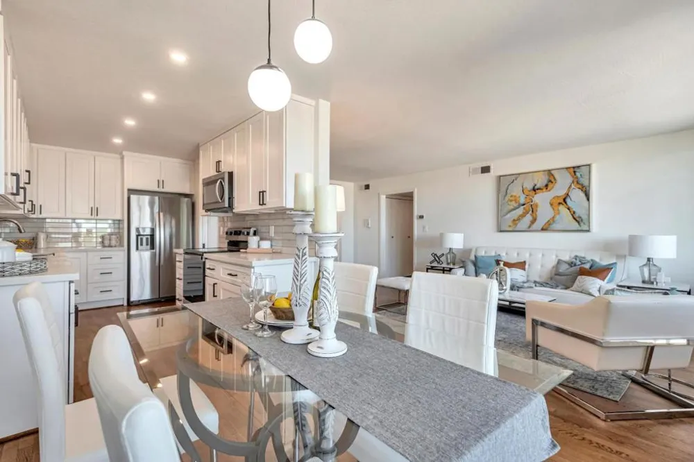 1700 San Carlos Avenue #206 San Carlos, CA 94070