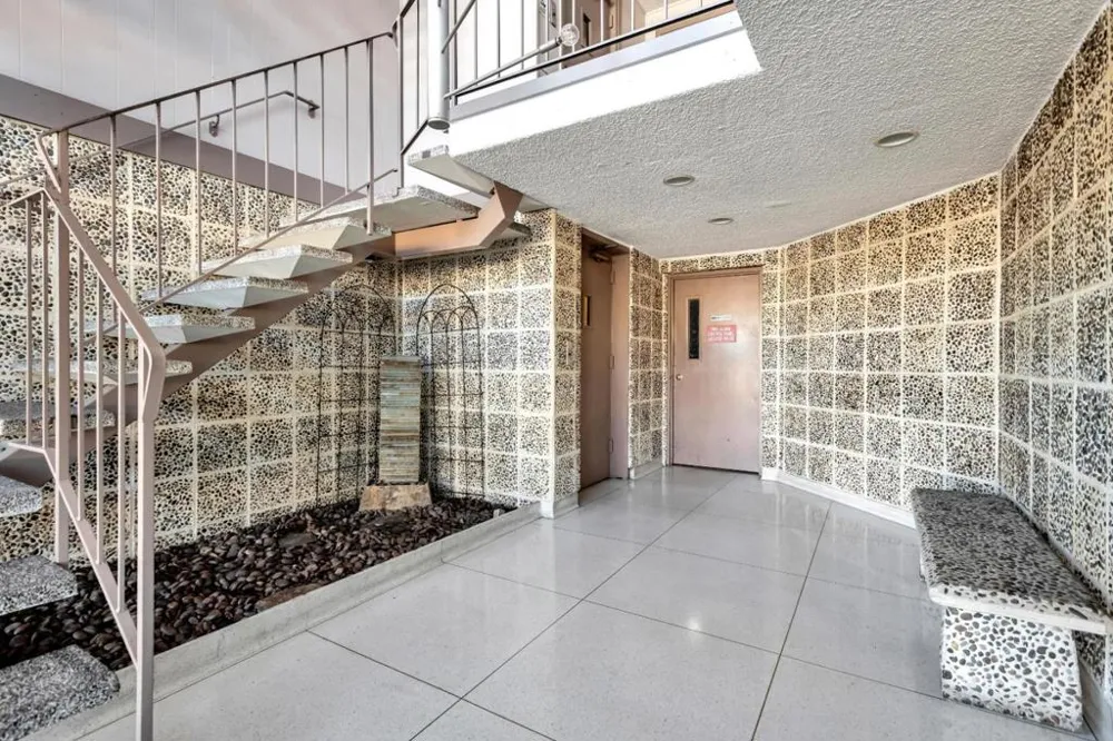 1700 San Carlos Avenue #206 San Carlos, CA 94070